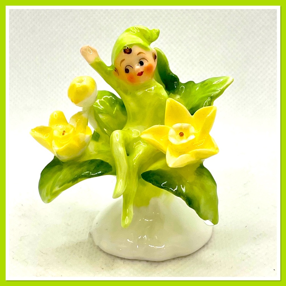 Vintage Elf Adorable Tiny Maruri Elf or Pixie 🧚